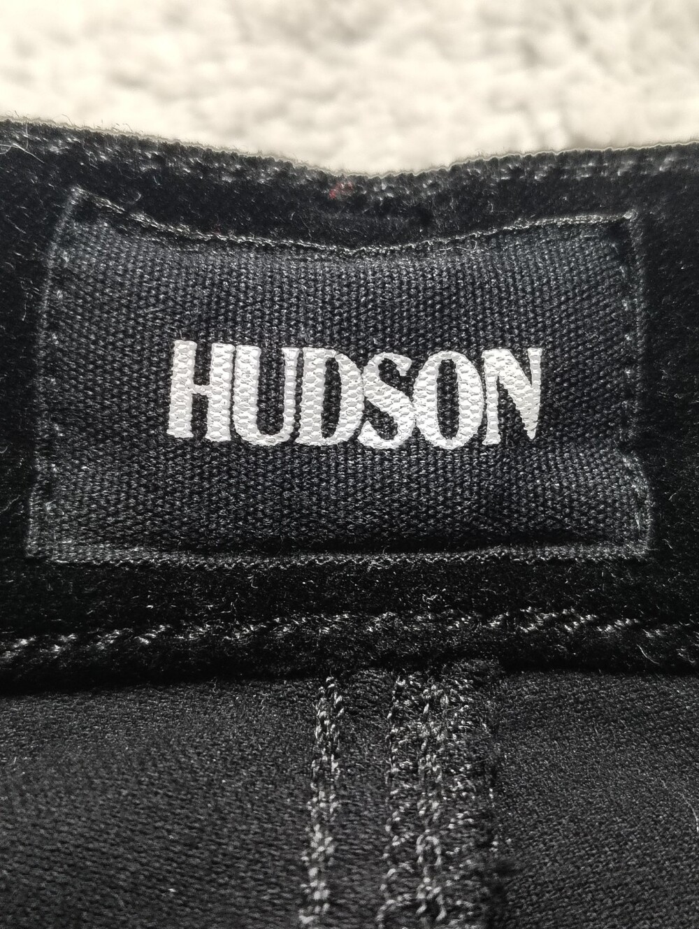 Hudson Drew Mid-rise Boot Cut Black Velvet Flared Pants Women's 29 Quiet Luxury - Picture 5 of 8
